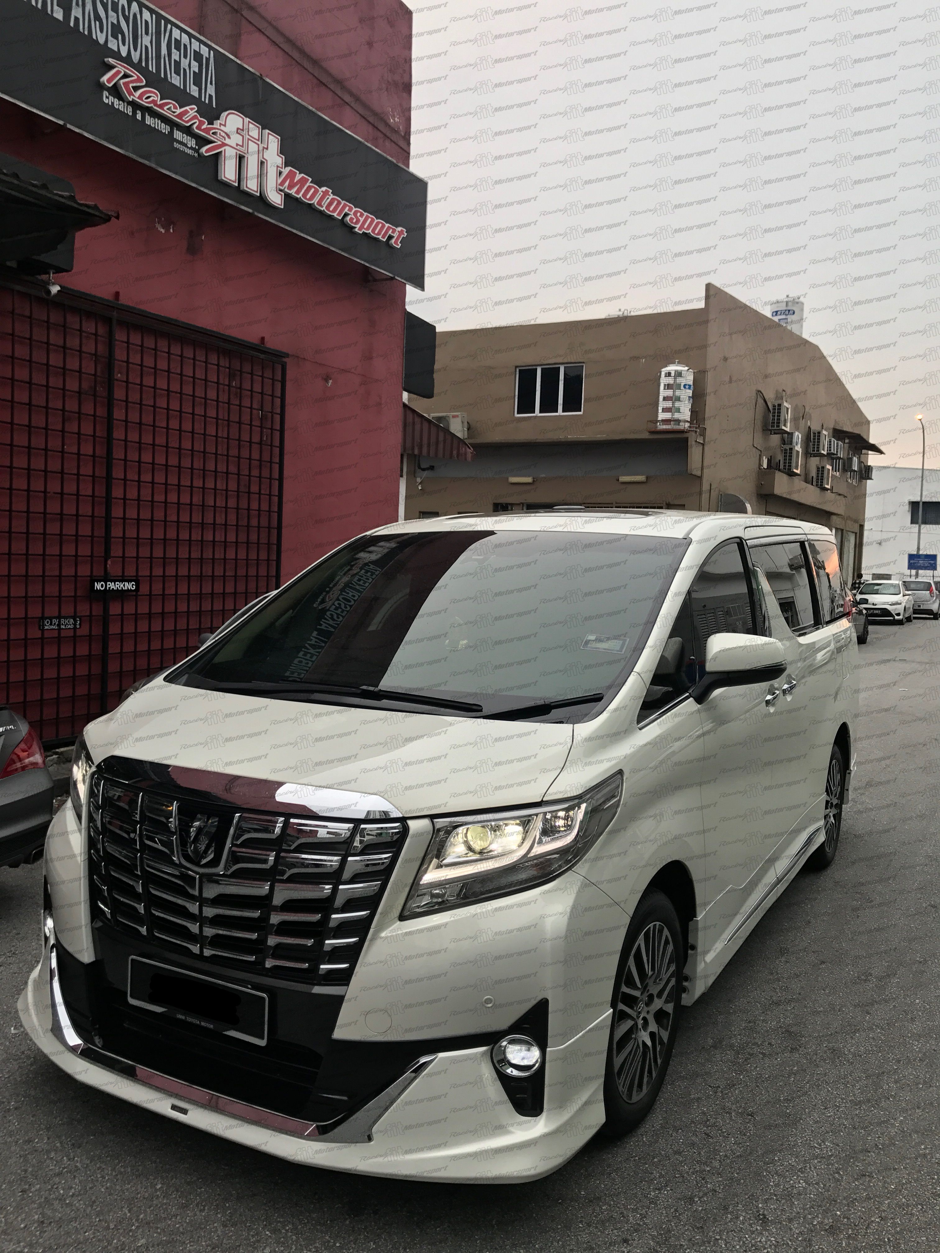 ALPHARD AH30 Modellista Bodykit